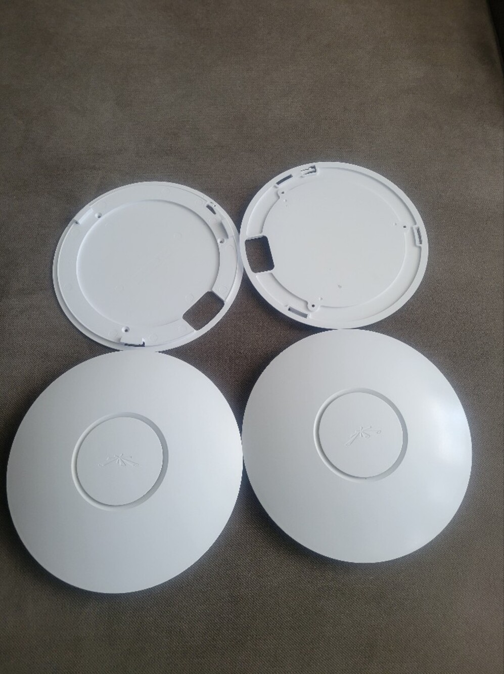 Lot of 2 Ubiquiti Networks UniFi UAP Wireless Access Points